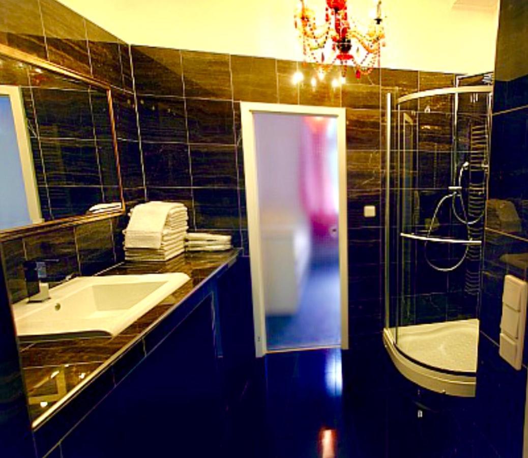 Suite Apartment Jedlesee Vienna Esterno foto