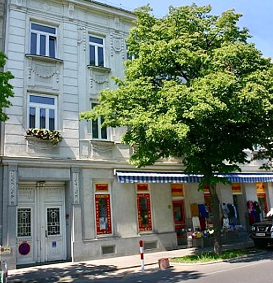 Suite Apartment Jedlesee Vienna Esterno foto